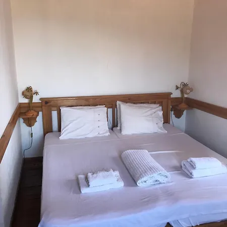 Hotel Guenebakan Taliani *