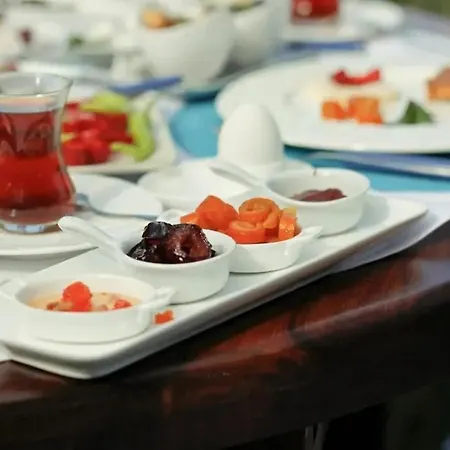 Guenebakan Taliani Hotel Ayvalı