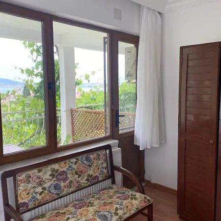 Guenebakan Taliani Hotel